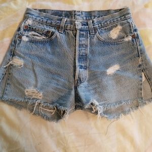 VINTAGE Levi's 501 cutoffs